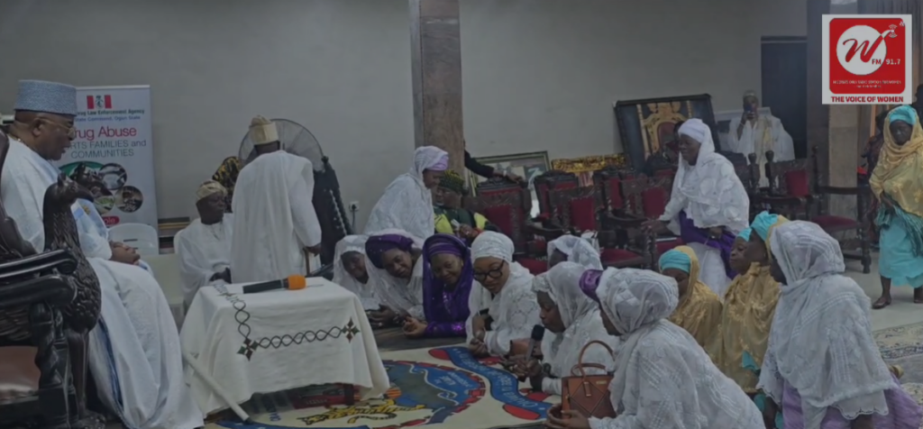 HRM Oba Dr. Adedotun Aremu Gbadebo III, the Alake and Paramount Ruler of Egbaland, hosted Egba Muslims community