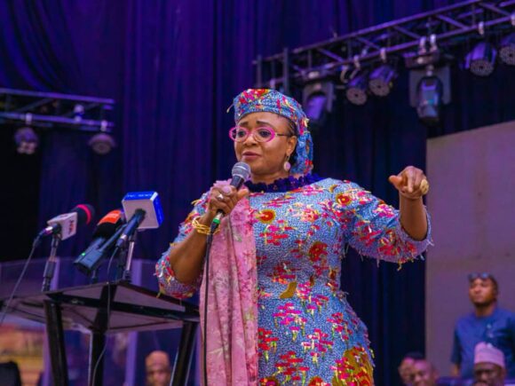 Imaan Calms Protest Storm, Gifts Workers Rice, Pledges Unity